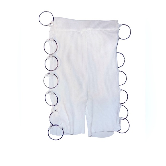 $50 White Silver Hoop SET - Crop Tank and Short/Capri Size S - Picture 4 of 5